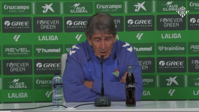 Pellegrini despeja dudas sobre Fornals, pide paciencia con Deossa y ensalza la progresión de Abde