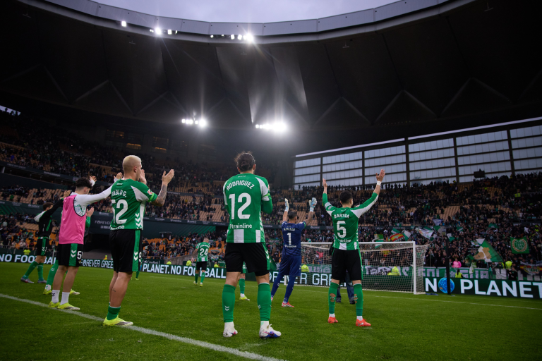 CRÓNICA | Real Betis 2-1 Valencia CF: Fornals hace estallar la euforia en La Cartuja.
