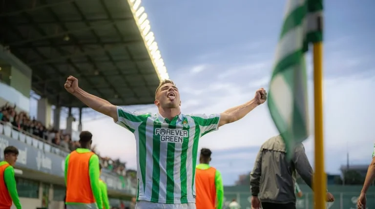 El Betis Deportivo se agarra a Pablo García para el derbi