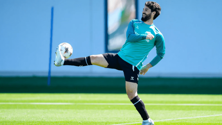Isco vuelve a una convocatoria con el Betis 5 meses después