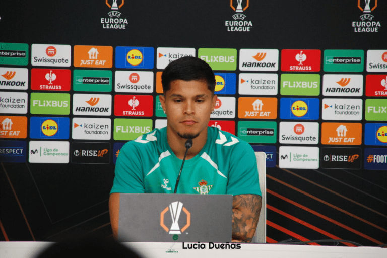 Cucho Hernández: «Sería un sueño hecho realidad ganar un título»