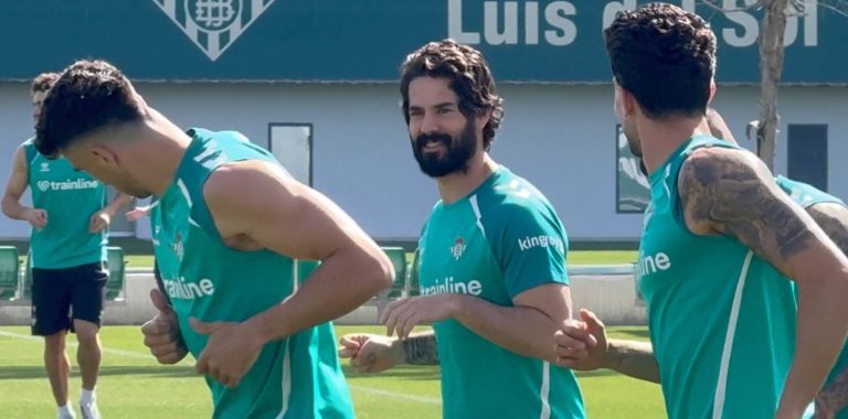 Isco vuelve a entrenar con el Real Betis