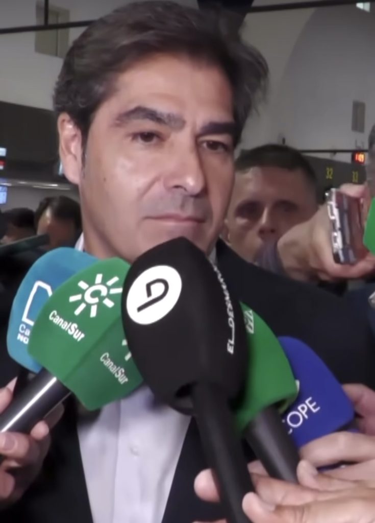 Ángel Haro compareciendo / Foto: @RealBetisBalompié