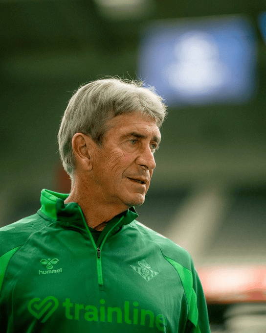 Manuel Pellegrini: «Es un paso gigante llegar aquí y eso multiplica las exigencias»