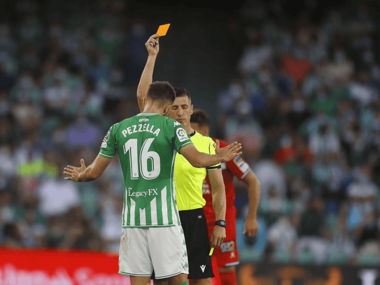 Ya hay árbitro para el RC Deportivo vs Real Betis
